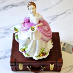 ROYAL DOULTON Pretty Ladies Julia Figurine - delicate and beautiful lady